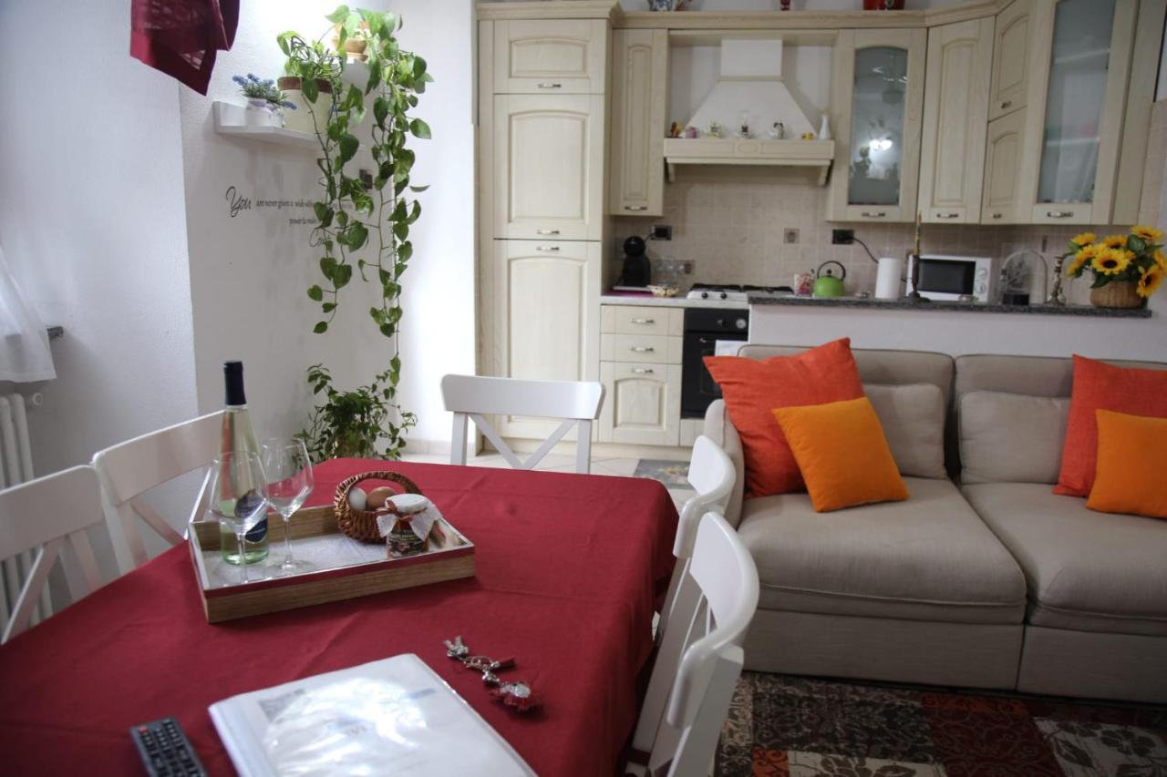 Villino Brunetto Azienda Agrituristica 卡莫利 外观 照片
